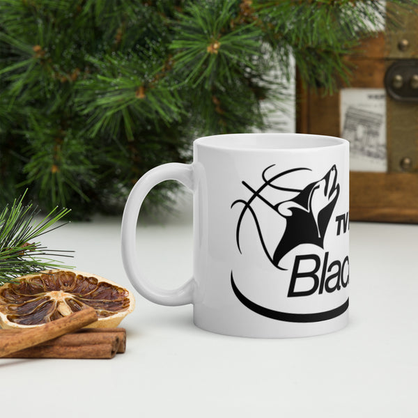 Weiße, glänzende Tasse TVH Black Dogs