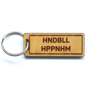 HNDBLL HPPNHM Schlüsselanhänger Holz