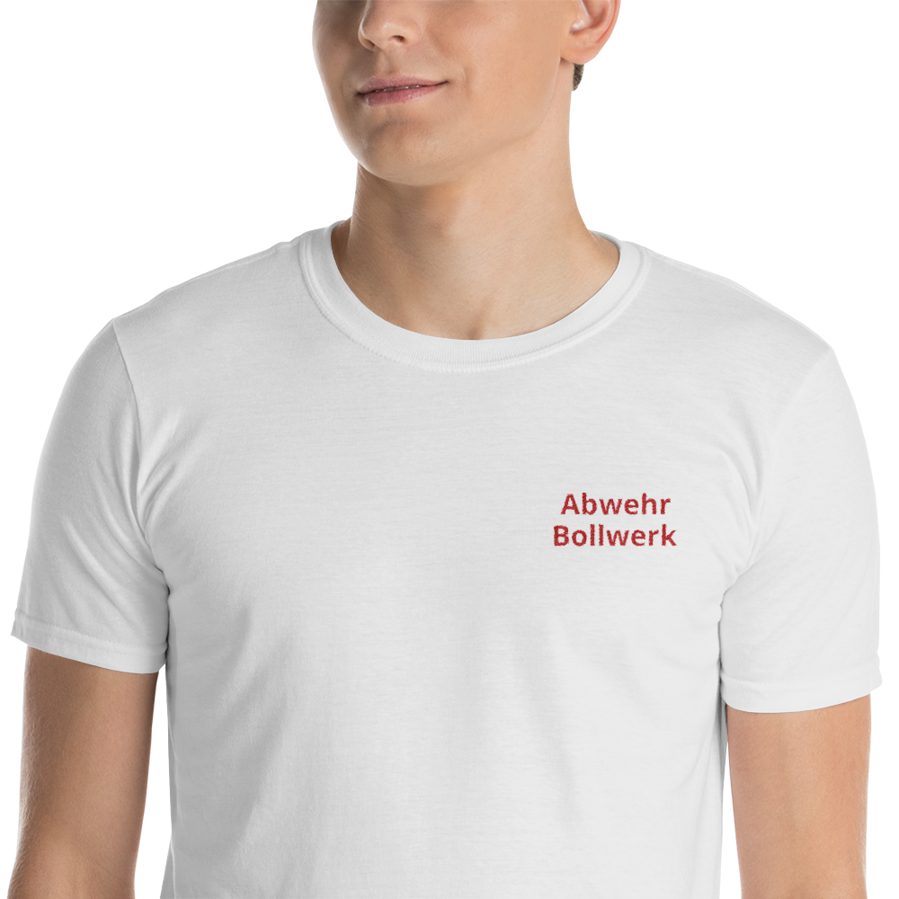 Abwehr-Bollwerk Shirt bestickt