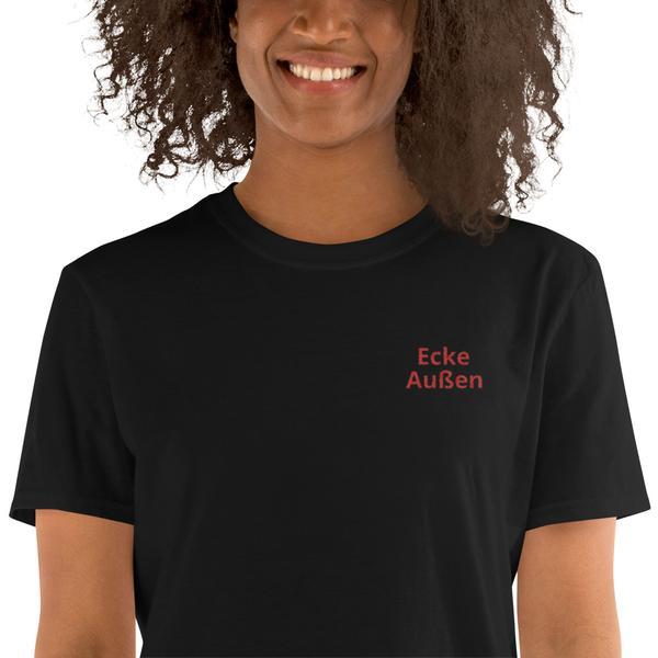 Embroidered corner outside shirt