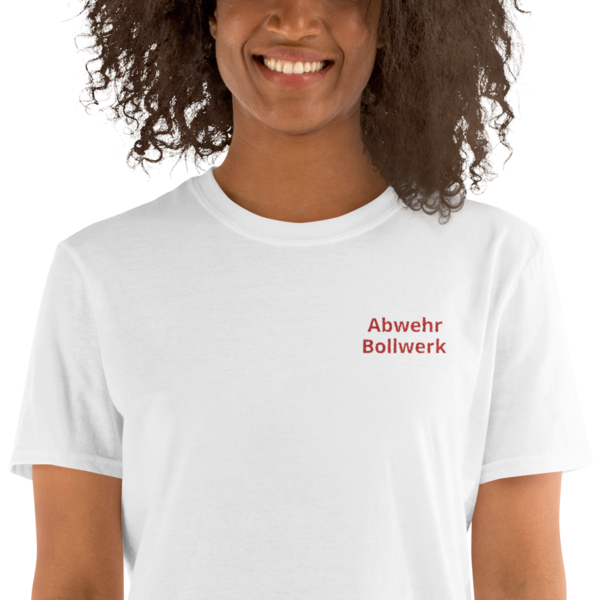 Abwehr-Bollwerk Shirt bestickt